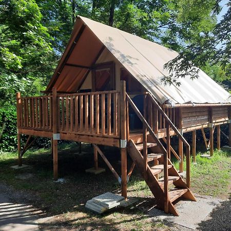 Camping Des Drouilhedes Peyremale Exterior foto
