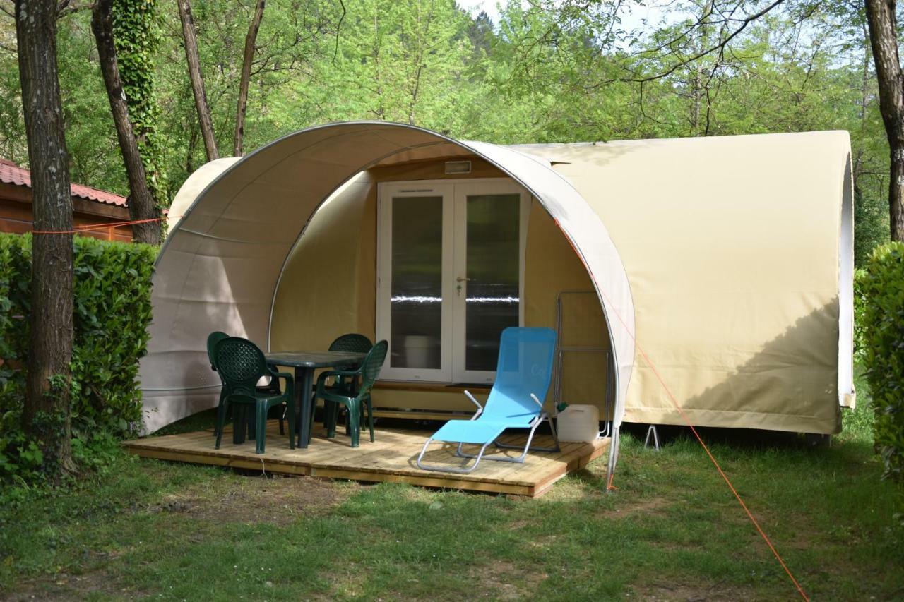 Camping Des Drouilhedes Peyremale Exterior foto