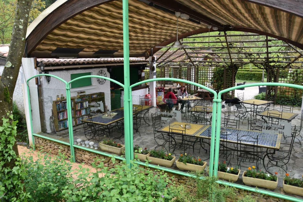 Camping Des Drouilhedes Peyremale Exterior foto