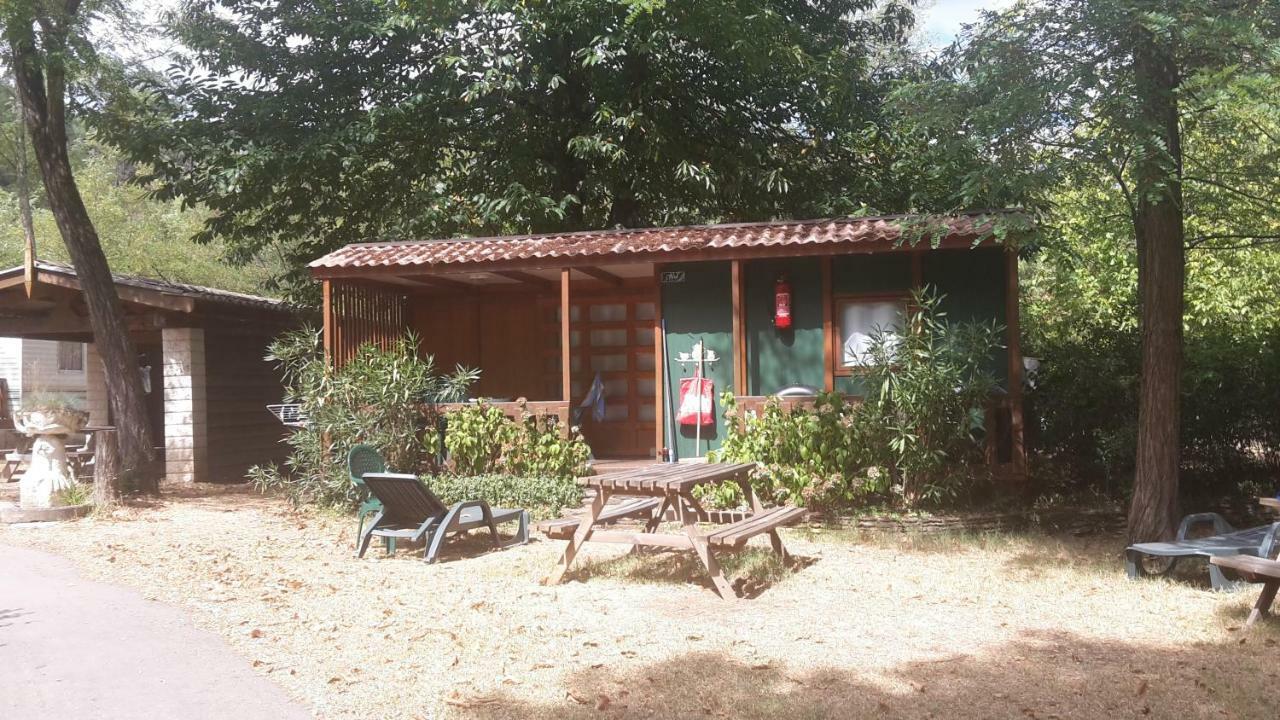 Camping Des Drouilhedes Peyremale Exterior foto