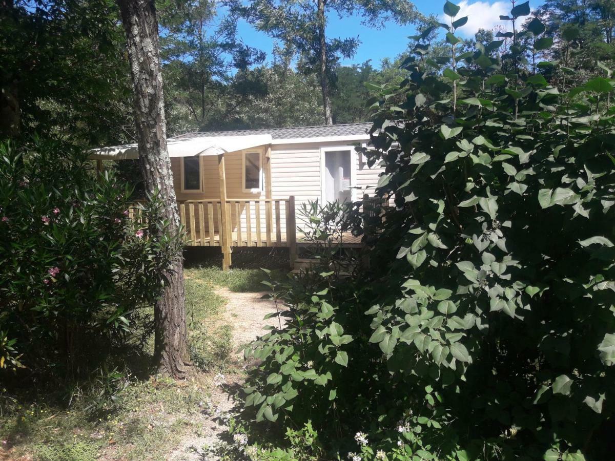Camping Des Drouilhedes Peyremale Habitación foto